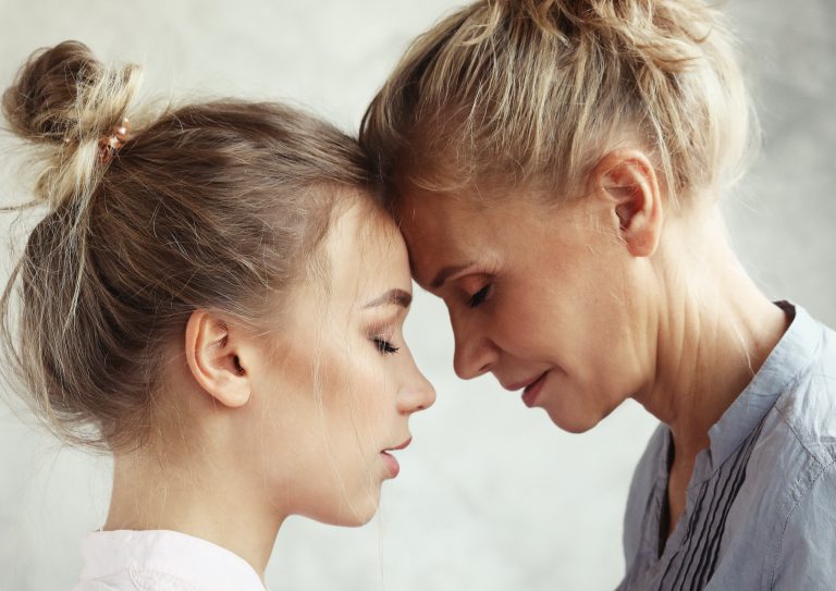 Réparer le lien à la Mère originelle qui transmet la vie 